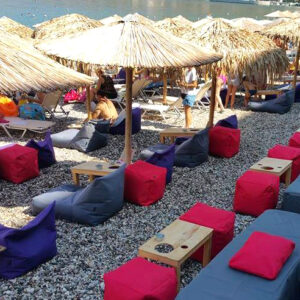 Λουτράκι – Beach Bar poofomania
