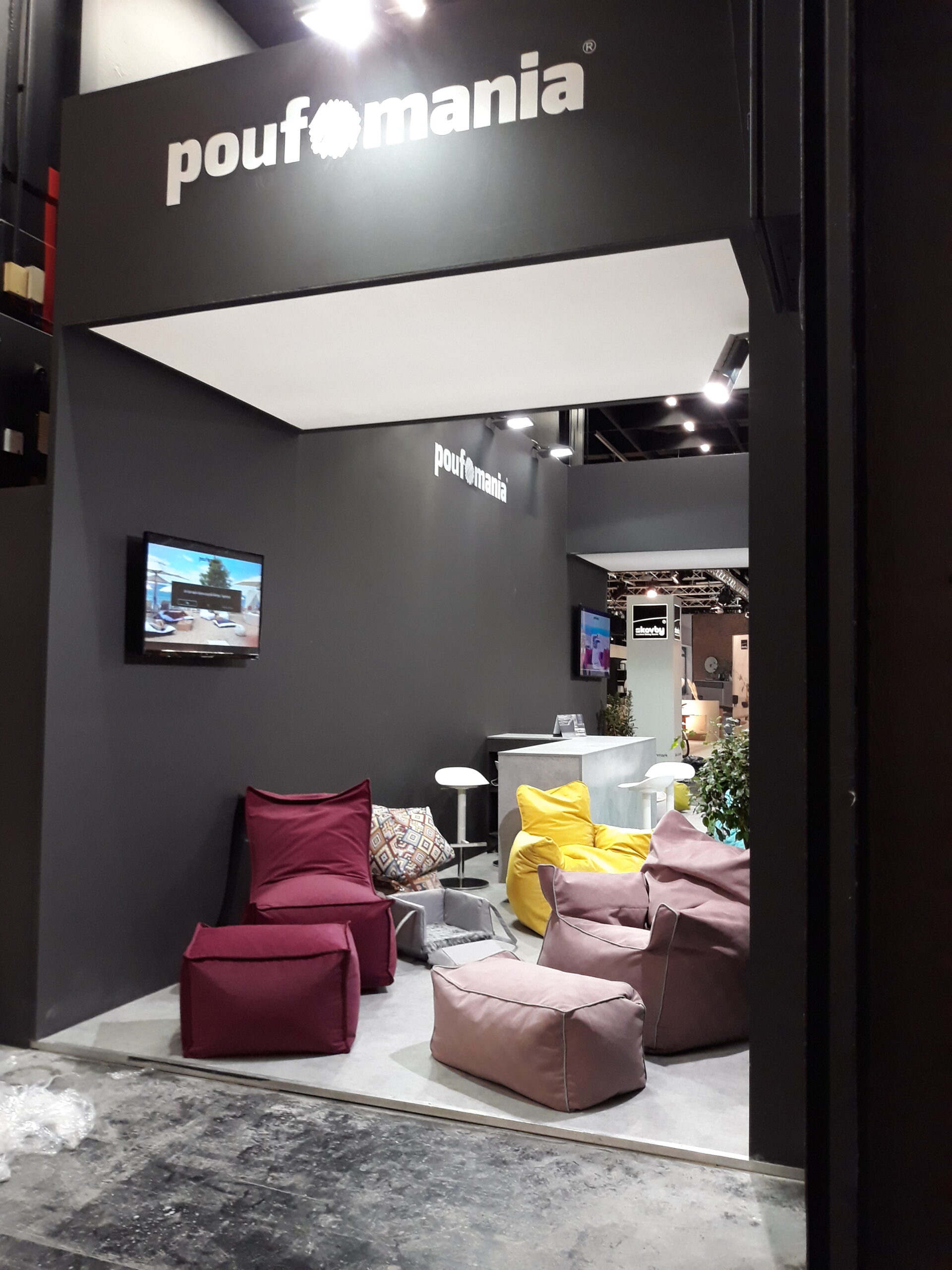 IMM Cologne 2019 poofomania