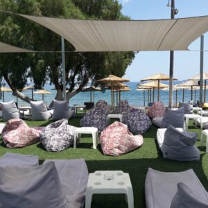 Σαλαμίνα – Beach Bar poofomania