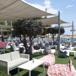 Σαλαμίνα – Beach Bar poofomania