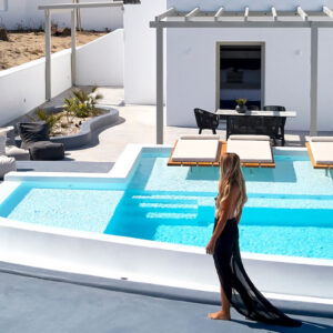 Σαντορίνη – Ξενοδοχείο poofomania